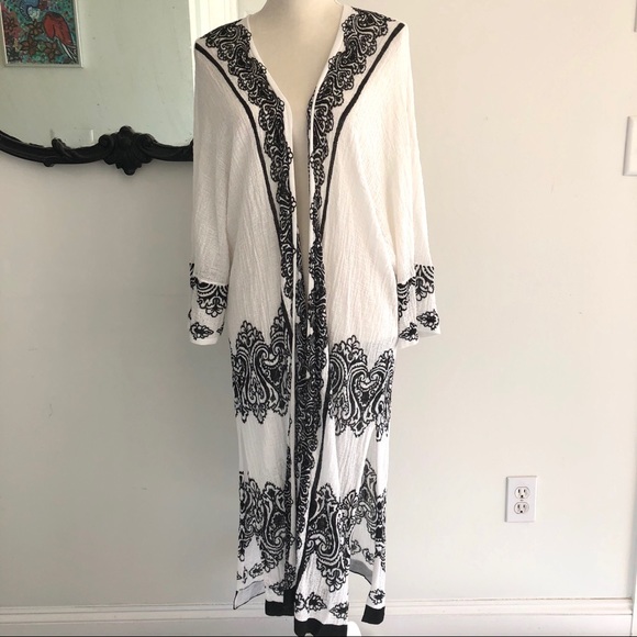 NWT Chico’s Drama Cardigan Black & White - Picture 7 of 7